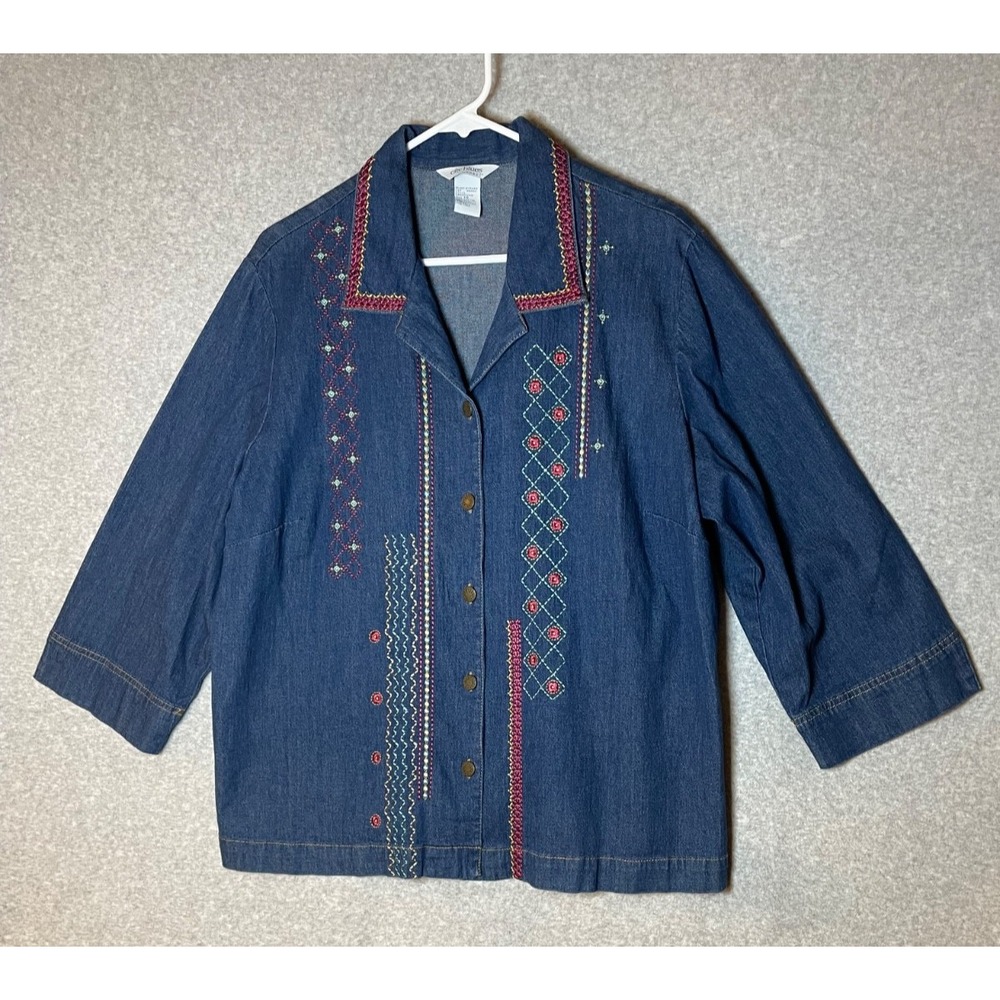 City Blues by Koret Chambray Top Womens 18 Embroidered 3/4 Sleeves Button Up